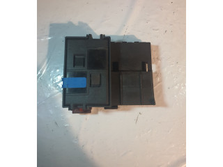 Блок предохранителей A2305450101 Mercedes-Benz SL R230