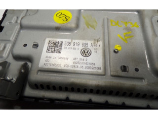 Экран дисплея вверх 5G6919605A Volkswagen Golf SportWagen