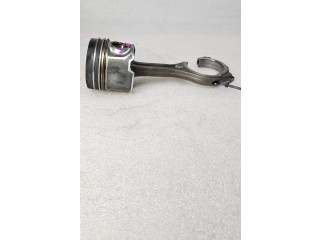 Píst Audi Q7 4L BUG