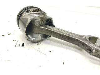 Píst    Hyundai i30     