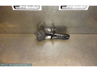 Ручка стеклоочистителей    Volvo V70