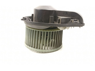 Вентилятор печки    8D1820021, 740221233F   Volkswagen Passat Alltrack