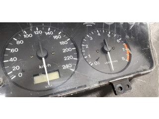 Панель приборов 7mbh1cb Mazda 323
