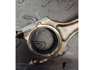 Поршень с шатуном 06LJ Audi A3 S3 8V