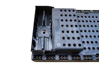 Блок предохранителей  9494673, 000000252157   Volvo S80    