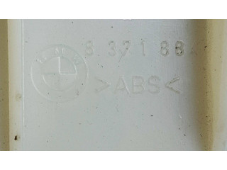 Pojistková skříňka 8371884 BMW 5 E39 1999