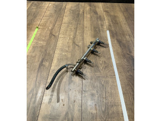 Топливная рампа A2660700595, 2726205   Mercedes-Benz A W169   для двигателя M 266.940