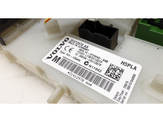 Блок предохранителей 31412970, 98HL143720040AAB Volvo S60