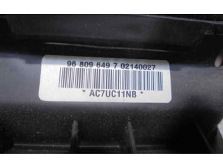 Подушка безопасности водителя 96809649 Chevrolet Captiva