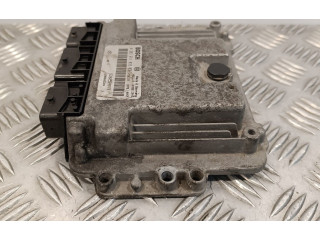 Řídící jednotka 0281011833, 8200602204 Renault Vel Satis 2006