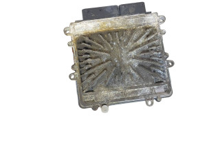 Блок управления двигателя P31303388 Volvo C30