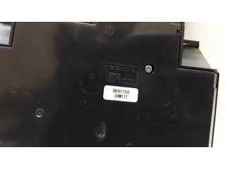 Блок управления климат-контролем 8697155   Volvo V50