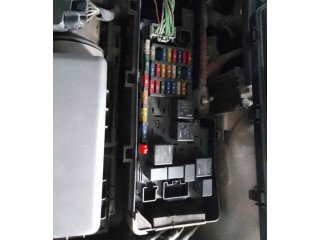 Блок предохранителей Volvo S80