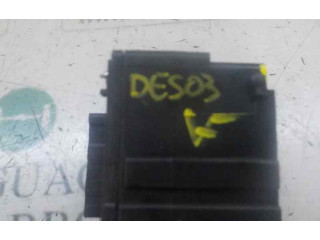 Ручка стеклоочистителей Dacia Dokker