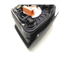 Подушка безопасности водителя 31320118   Volvo V70