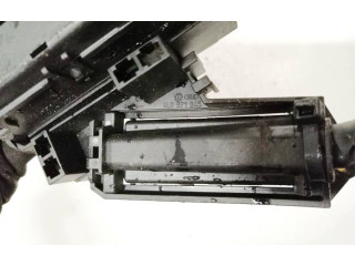   Pojistková skříňka 4e0941817, 4l0971845   Audi Q7 4L 2006