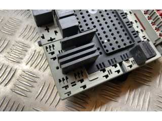 Блок предохранителей 9494673, 99W155 Volvo S80