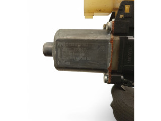 Zpětné zrcátko  Maserati Levante 2017  E840368001, 0130822782  