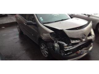 Ручка стеклоочистителей 8201590631 Renault Clio III