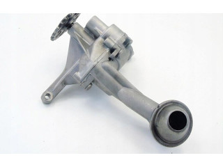 Масляный насос   6061810801  Mercedes-Benz Vito Viano W638 