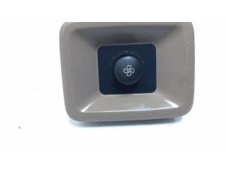 Включатель регулировки салона