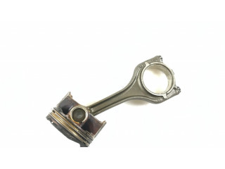 Píst 04EAM   Audi A3 S3 8V  pro benzínový motor 1.5 DADA TFSI