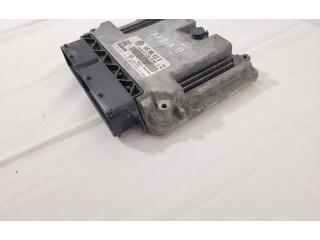 Блок управления двигателя 045906013B, 045906013E Skoda Fabia Mk2 (5J)