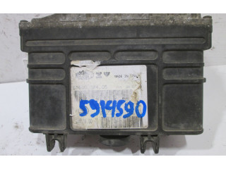 Řídící jednotka 032906030M   Volkswagen Golf III 1996