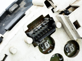 Přístrojová deska Chrysler Grand Voyager III 1999 P04685825AI