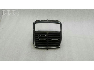 Задняя воздушная решётка