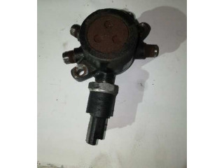 Топливная рампа R9144Z020C   Renault Clio II  