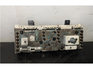 Панель приборов 7700841356B, 21578560   Renault Clio I       