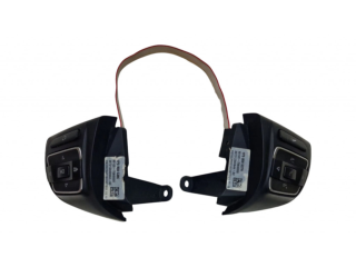 Кнопки рулевого колеса