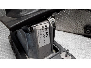 Механизм переключения передач (кулиса) (в салоне)