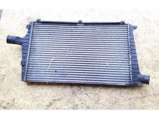 Интеркулер     Audi A6 Allroad C5 2.5