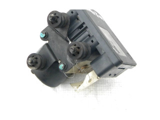 Блок АБС 1K0907379K, 00005305D2 Skoda Octavia Mk2 (1Z) 2004 - 2013 года