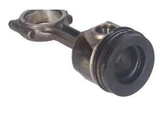 Шатун 04L105401A Skoda Superb B8 (3V)