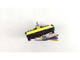   Pojistková skříňka 9636079380   Citroen Berlingo 2017