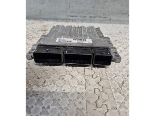 Блок управления двигателя 237102597R Dacia Lodgy