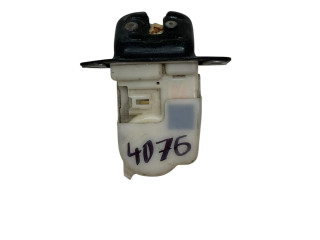 Zámek zadních dveří 90502EN00A Nissan Juke I F15 2013