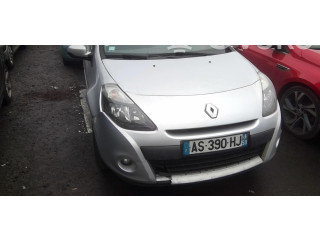Ручка стеклоочистителей 8201590631   Renault Clio III