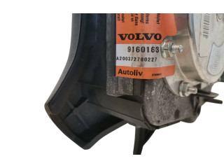 Подушка безопасности водителя 9160163   Volvo S70  V70  V70 XC