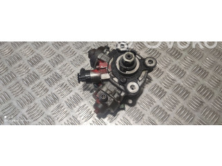 Топливный насос 31272896   Volvo V70  