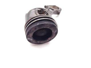 Píst K9K636 Nissan Juke I F15 K9K636