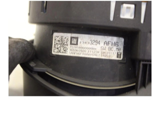 Píst 13493294 Opel Adam A14XEL