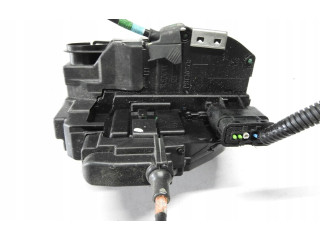 Zámek zadních dveří 8200973738, K9KB608 Nissan Note (E11) 2014