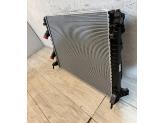 Радиатор интеркулера     670030844    Maserati Levante 