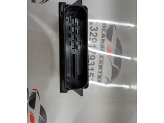 Pojistková skříňka Блок управления заднего тормоза 8K0907801M, 100KW Audi A4 Allroad 2013