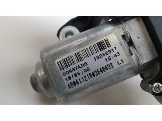 Моторчик заднего дворника 13256917 Opel Astra J