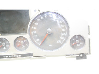 Панель приборов 3D0920983C Volkswagen Phaeton